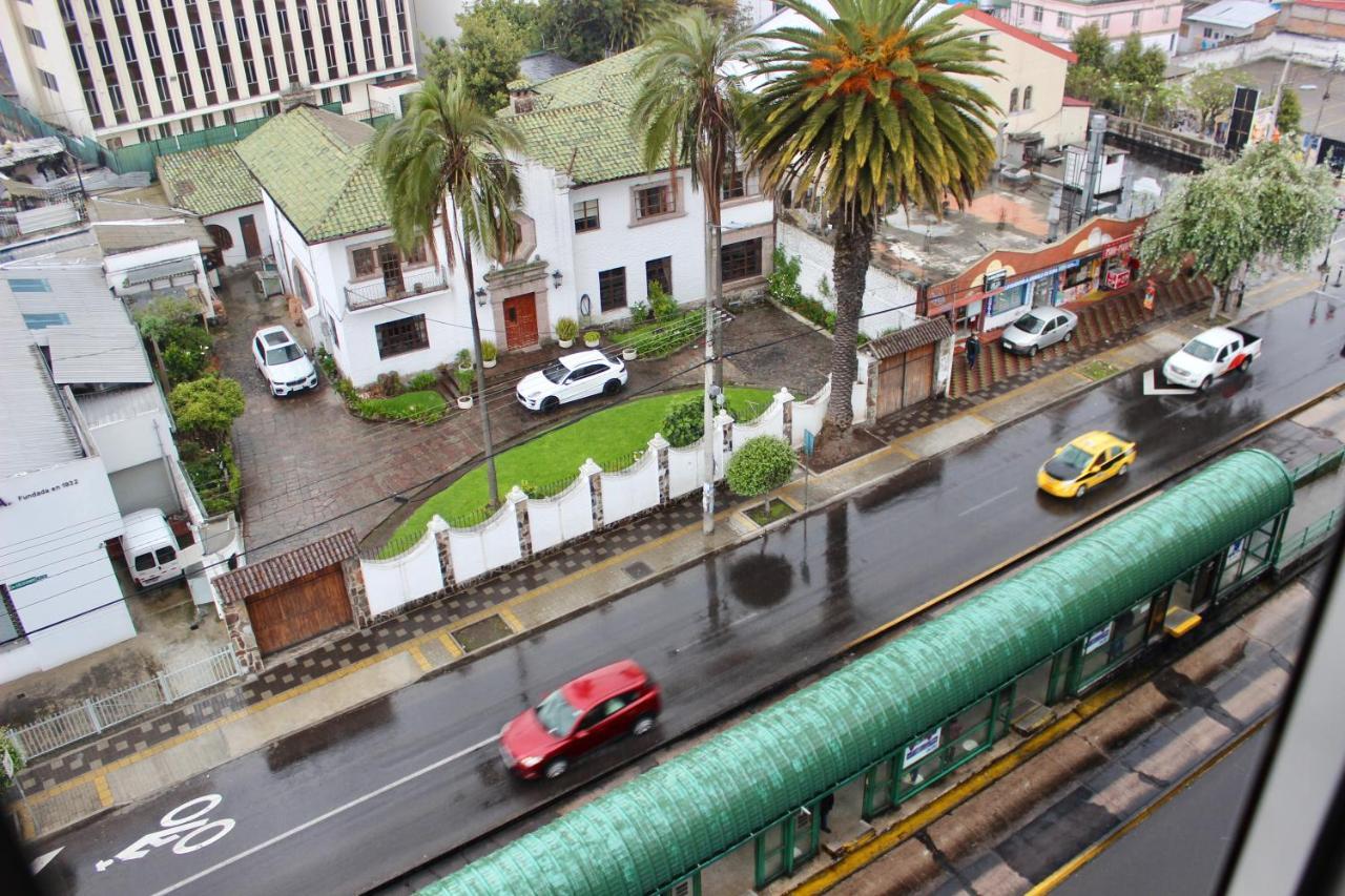 Hotel 6 De Diciembre Quito Exterior foto